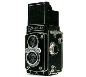 Rolleiflex Auto Mat】オートマット機構など,デザインと機能を確立した