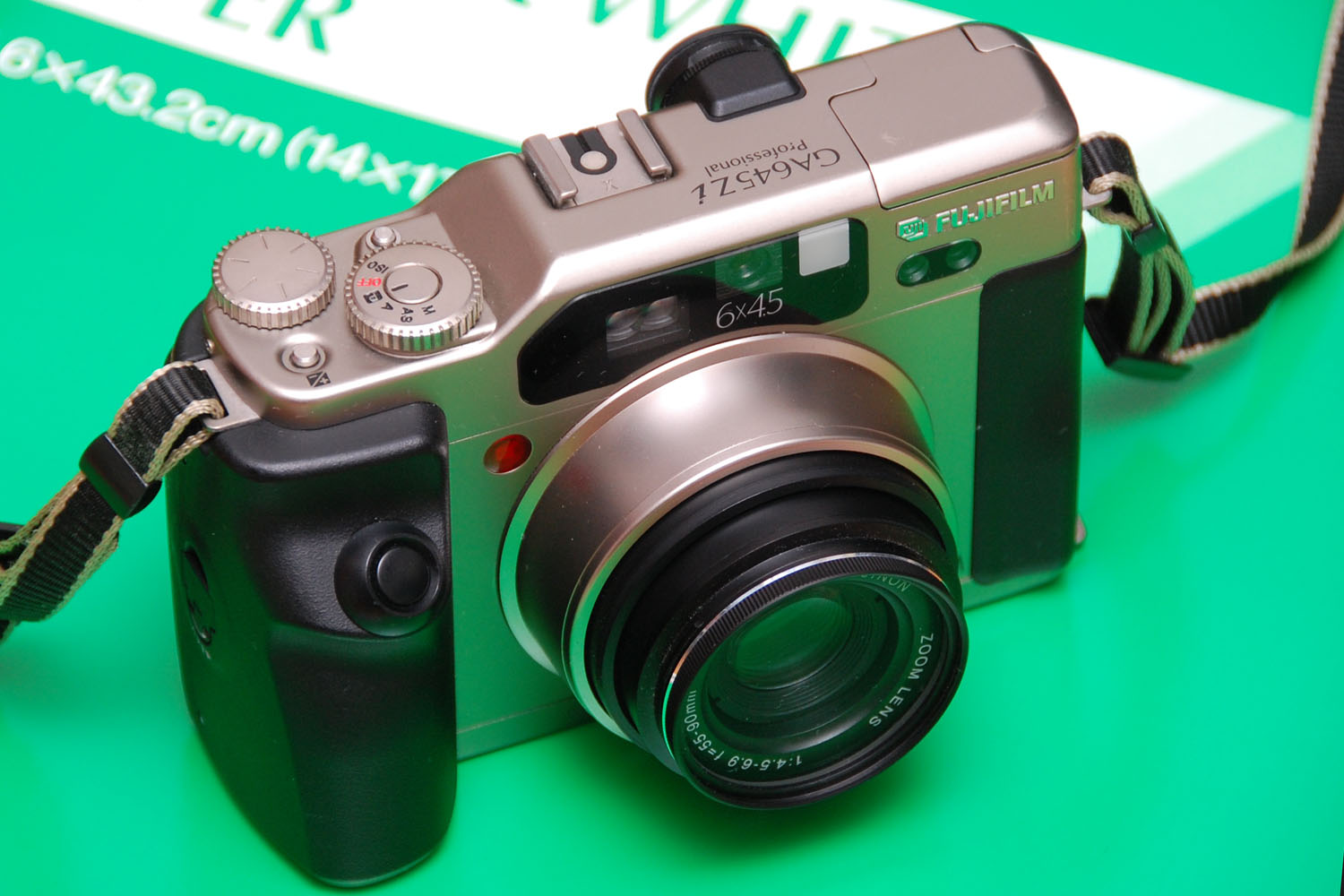 富士フイルムのカメラとレンズ／富士の病