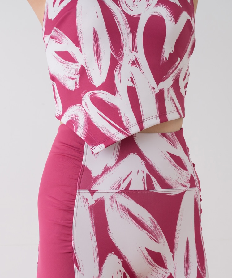 SUKALA】ハートプリントホルターネックブラトップ(XS・Sサイズ