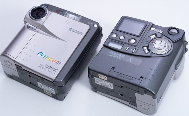 FinePix PR21からinstax mini Evoへの進化に22年か！ | カメラ屋ケン