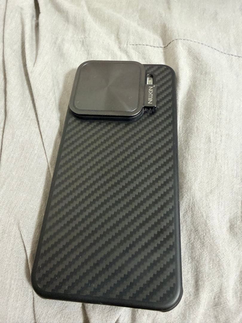 Xiaomi 15 White 512GB 純正無接点充電器付 - メルカリ