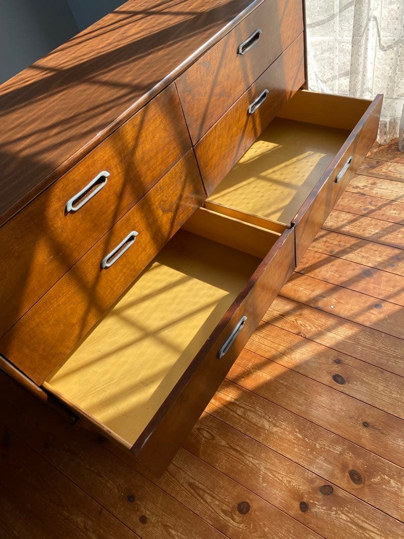 ララ(※プロフィール必読)D.H.RISHEL 3段チェスト米国旗付き