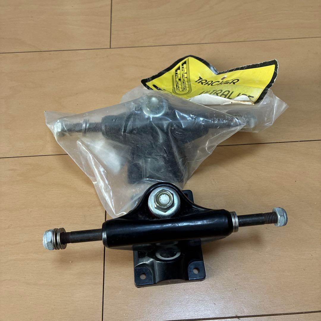 未使用 80s TRACKER ビンテージ TRUCKS ULTRALITE 未使用 80s TRACKER ビンテージ TRUCKS ULTRALITE - メルカリ