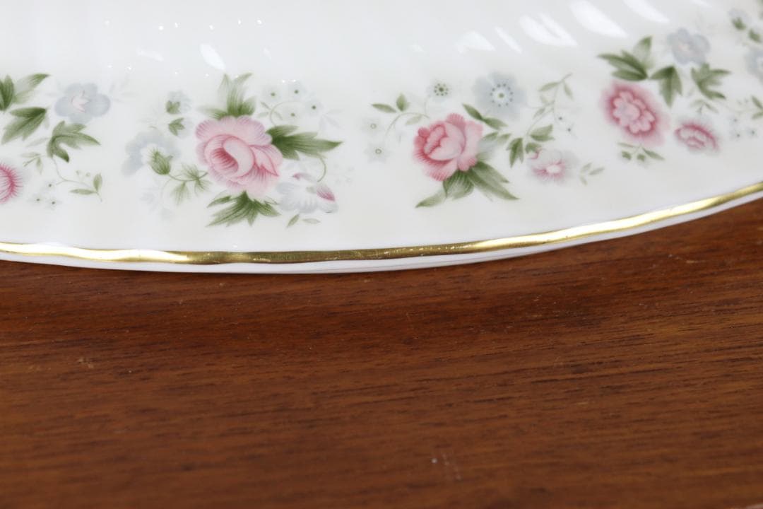 お値下げ♡ ミントン スプリングブーケ チュリーン 蓋付ボウル