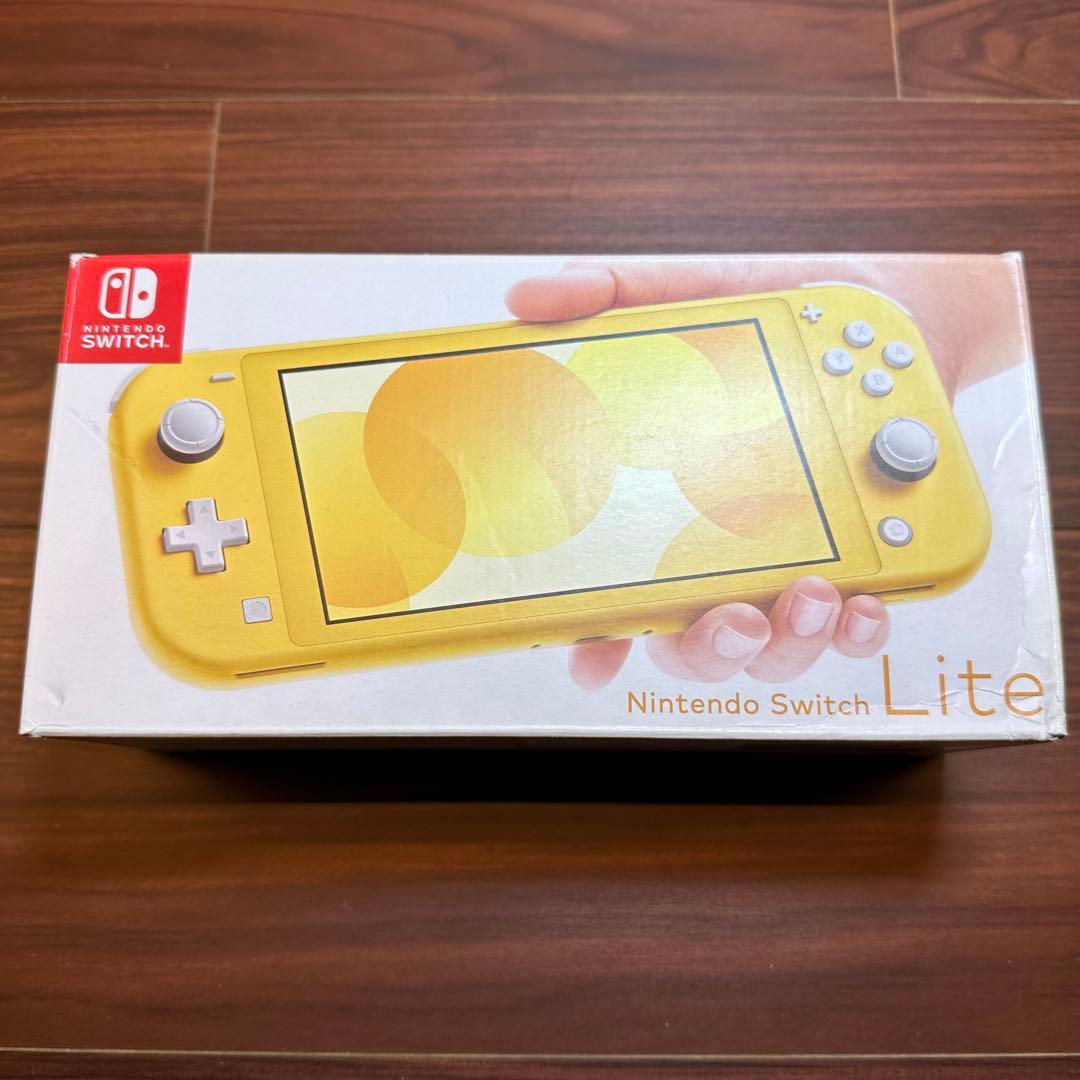 ニンテンドースイッチライト イエロー ほぼ新品
