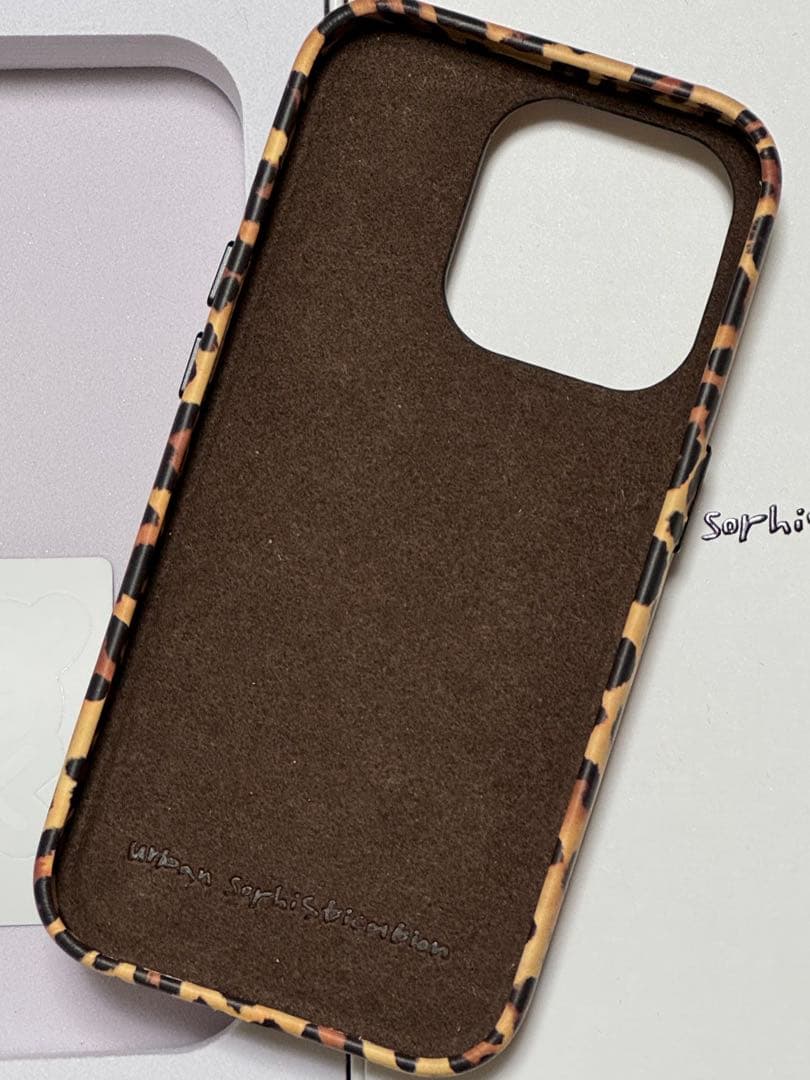 urban sophistication iPhone15 Pro レオパード - メルカリ