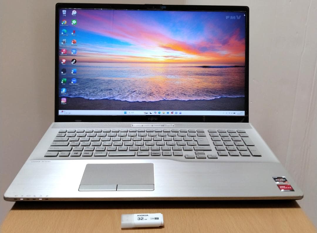 富士通 Ryzen7 4500U SSD1Tメモリ16G 17.3インチ DVD - メルカリ