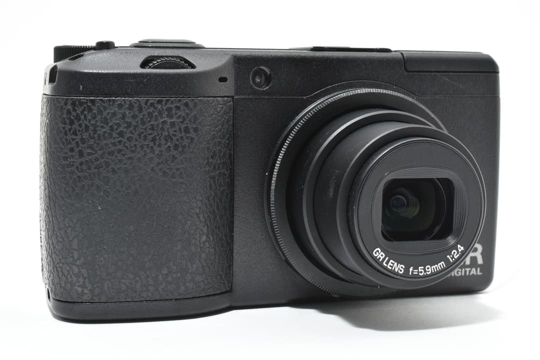 □ 美品 □ RICOH GR DIGITAL II 2002 - メルカリ