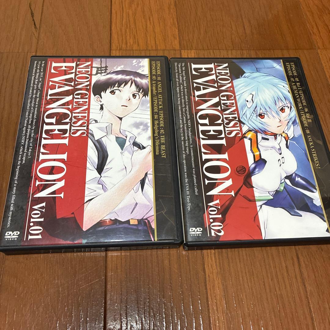 エヴァンゲリオンのテレビ版全8巻と劇場版1巻の合わせて9巻セット