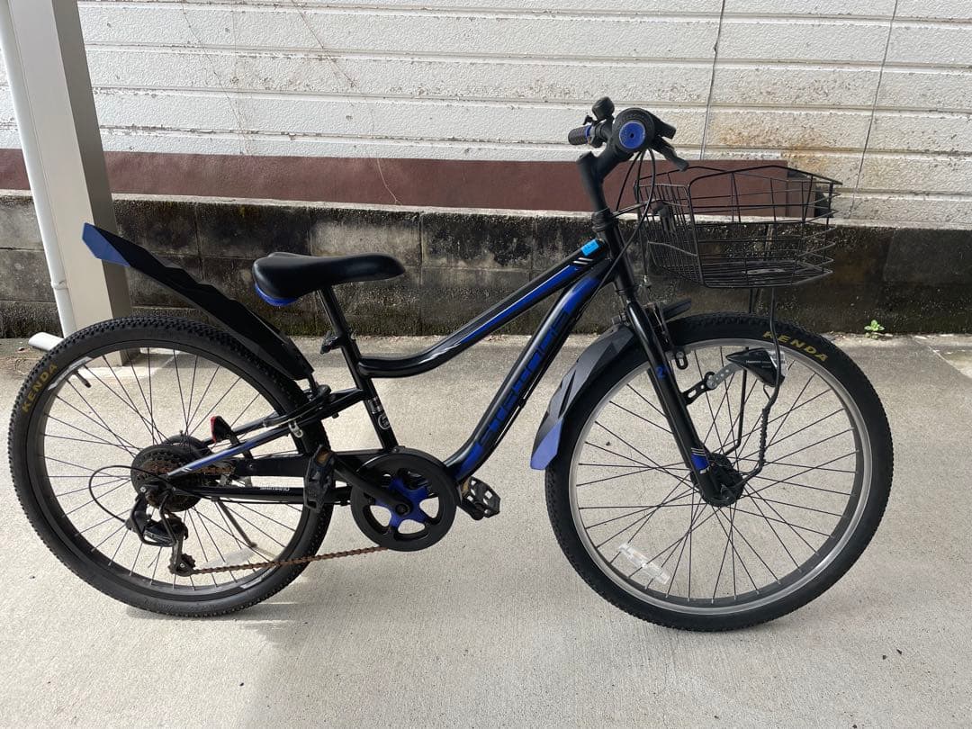 【直接引渡希望】キッズ　自転車　24インチ　6速ギア　オートライト 子供用自転車 24インチ ジュニアマウンテンバイク 6段変速 オート