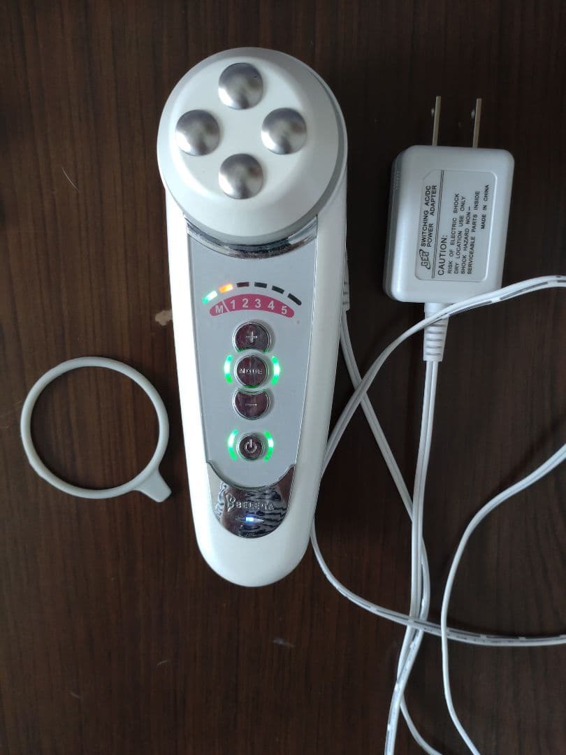 【美顔器】「セルキュア4Tプラス ベレガ（BELEGA） セルキュア4Tプラス 美顔器 EMS イオン導入