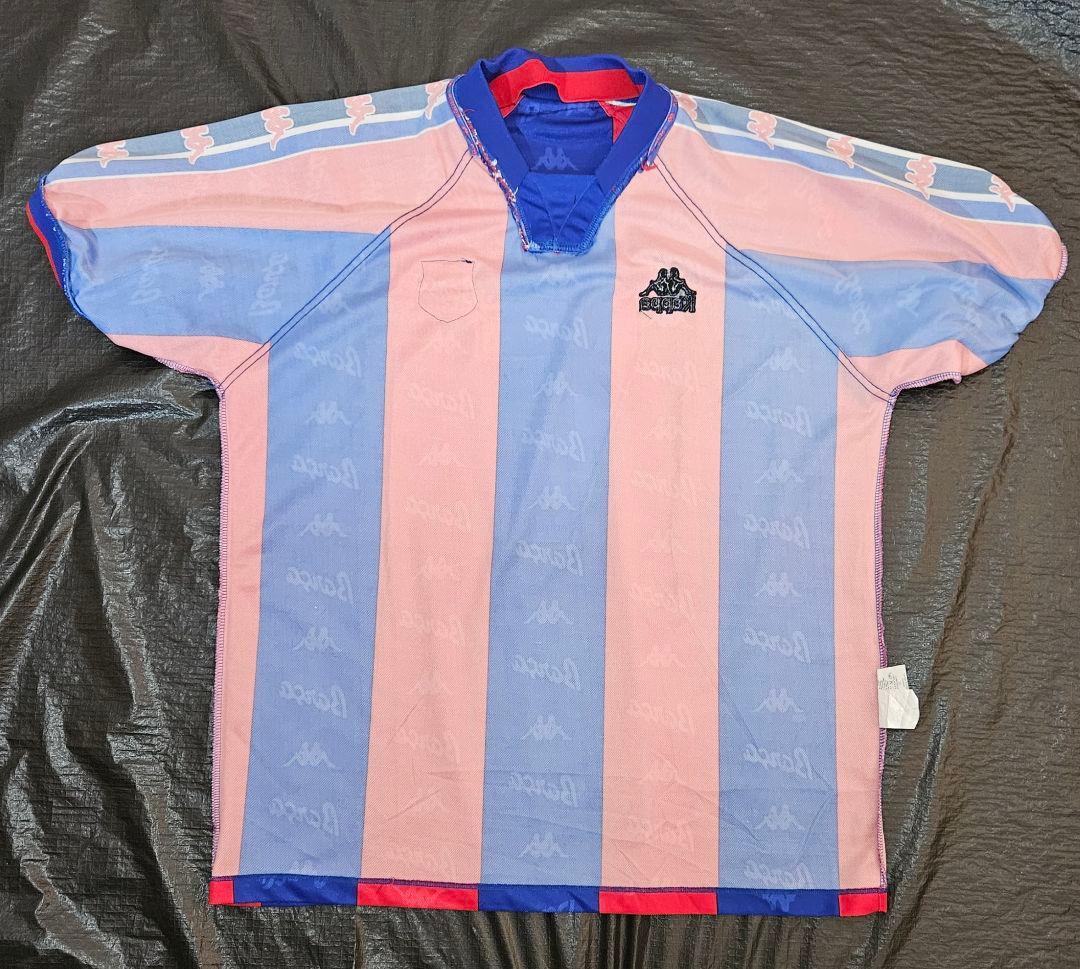 サッカー 希少 ユニフォーム 加入初年度 バルセロナ フィーゴ - メルカリ